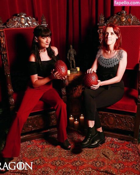 熟女オナニーオンリーファンズ ホットヌード 画像