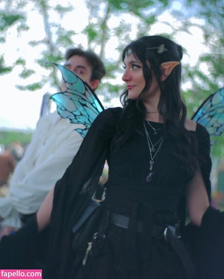 Brizzy Voices エロティックなスター 写真