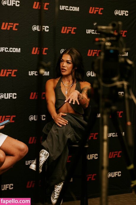 Tracy Cortez ポルノ女優 写真