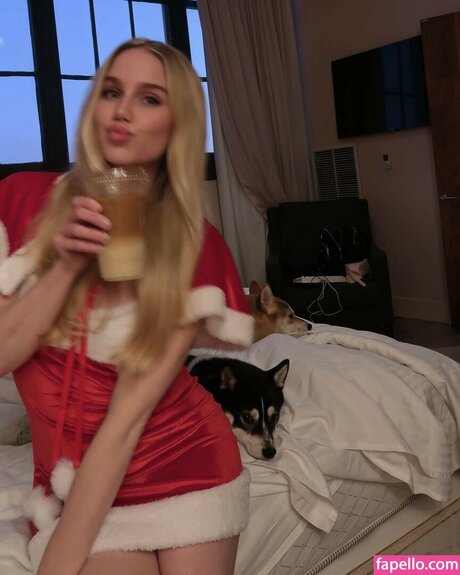 濃厚なヌードオンリーファンズ 可愛い 写真