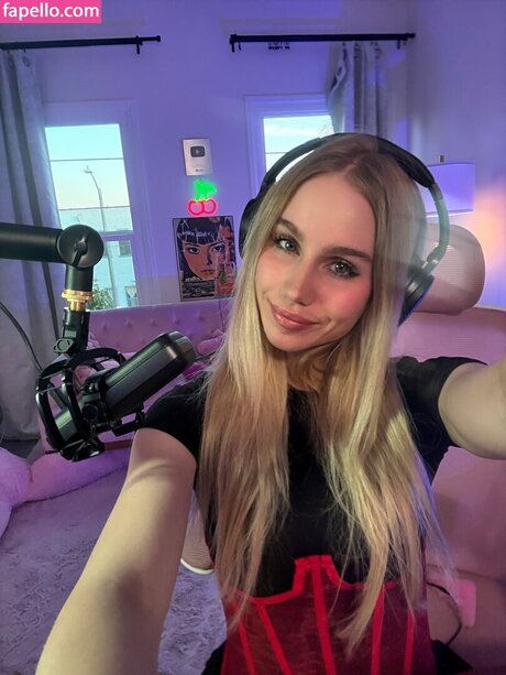 巨乳で痩せているオンリーファンズ セックス アーカイブ