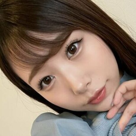 Erika Ozaki モデル 画像