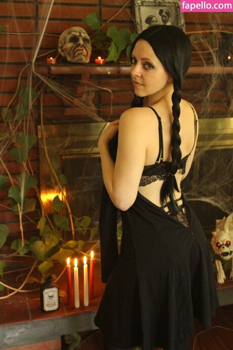 Brianna Knickerbocker 無料モデル 画像