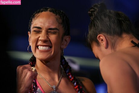 Amanda Serrano 完璧なスター ギャラリー