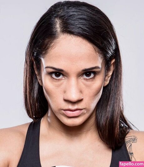 Amanda Serrano セックス女優 画像