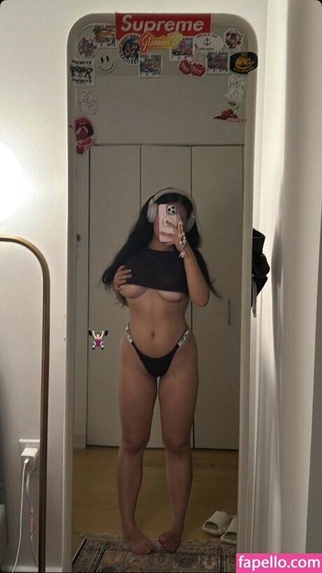 ZonxKaru ヌードスター 画像