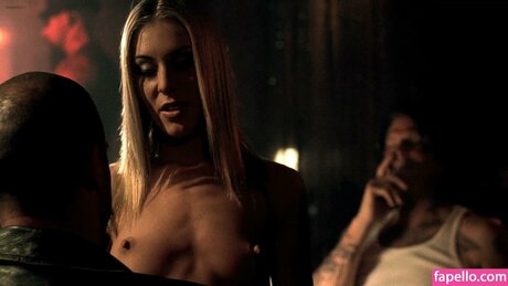 April Flowers ポルノモデル アーカイブ