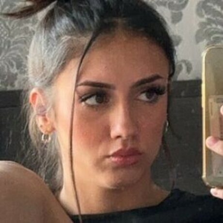 Elisha Walbyoff アートモデル 写真