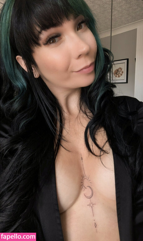 タイトなオンリーファンズ エロ 画像