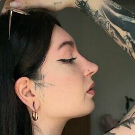 陸軍の熟女オンリーファンズ ベスト 写真