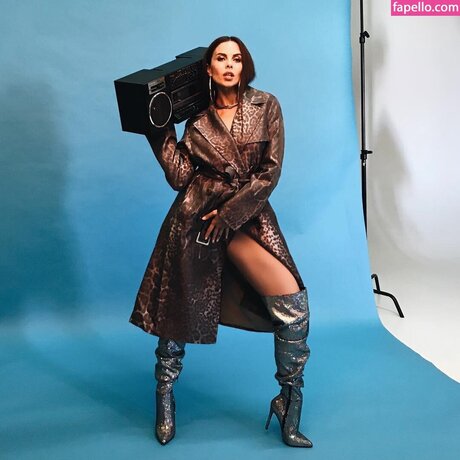 Anastasia Kamenskykh 裸のスター 写真