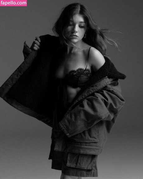 Katie Douglas 無料のポルノスター 写真