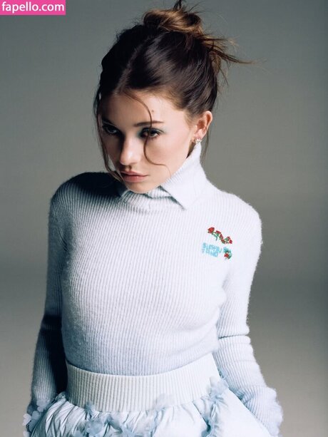 Katie Douglas HD女優 写真