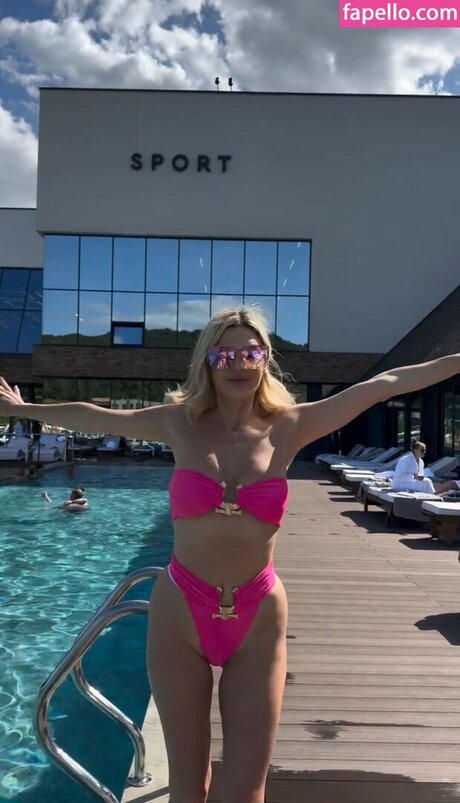 Elena Filonova xxxポルノスター 写真