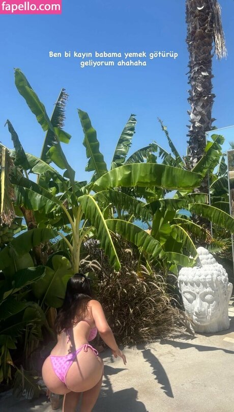 ニューハーフが男とセックスするオンリーファンズ セクシーxxx 画像