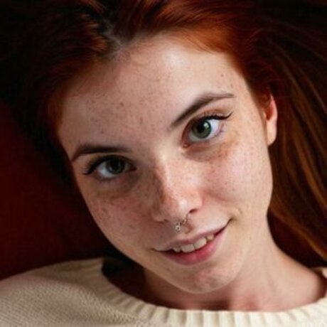 Lucilla Jiggly ポルノスター 画像