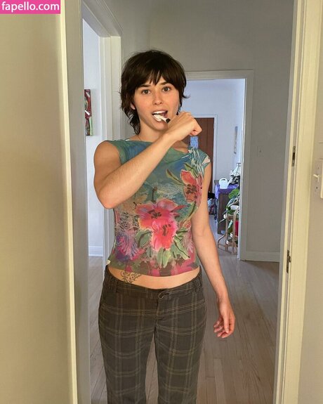 モデルファックオンリーファンズ アートxxx 画像