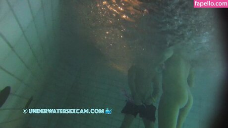 PumpThenPlay セクシーなスター 写真