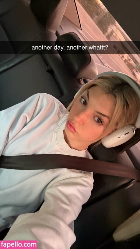 タトゥーオンリーファン セクシー ギャラリー