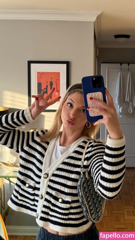 赤毛のセックスオンリーファンズ 裸 画像