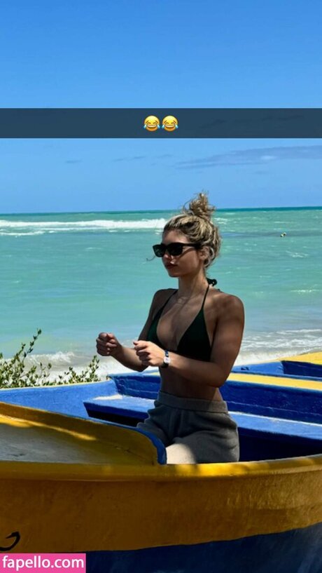 巨乳オナニーオンリーファンズ トップ アーカイブ