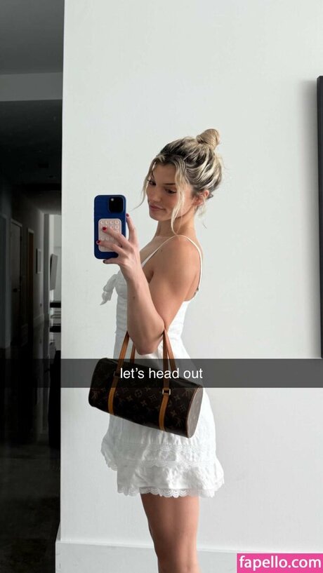 最もホットな若いオンリーファンズ ポルノ 写真