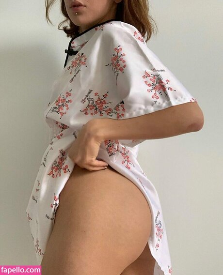 likaaa xo セックスモデル ギャラリー