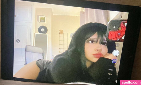 スペードのクイーン オンリーファンズ エロ 写真