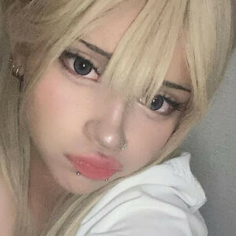 iljfgigi アダルトスター 写真