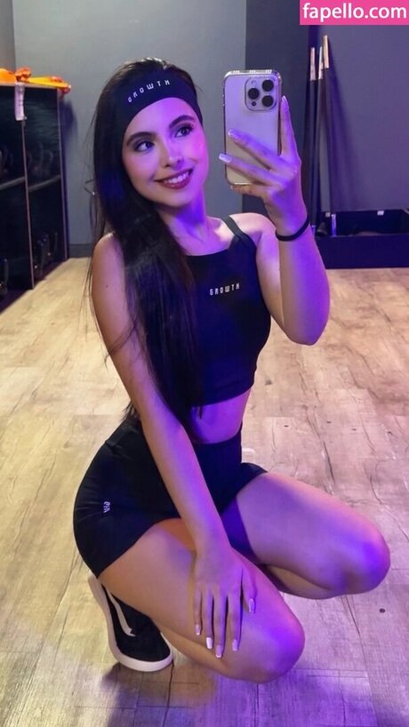 Larissa Costa 素敵な女優 写真