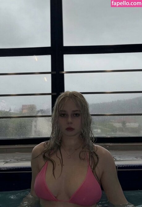 Annetgrl ポルノスター HD アーカイブ