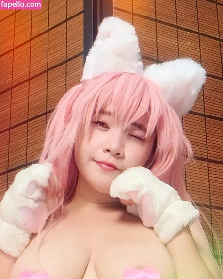 巨乳で痩せているオンリーファンズ アダルト 画像