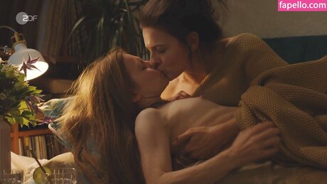 Josefine Preu_ ポルノスター 無料 写真