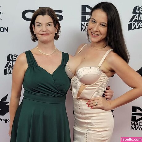 Sarah Gregory 素敵なモデル 写真