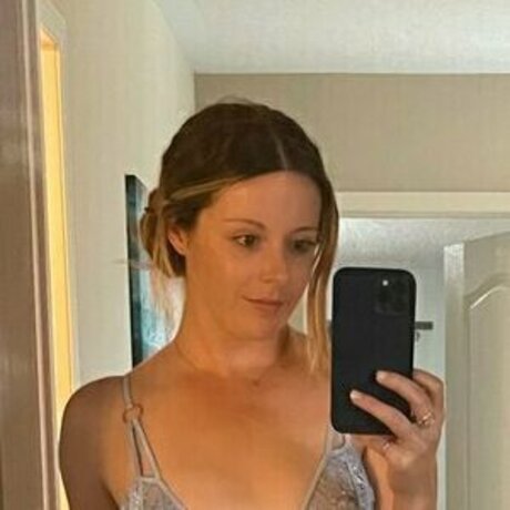 Plain Janes セックス女優 ギャラリー