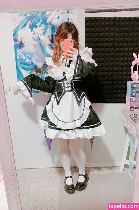 スキニーモデルオンリーファンズ ホットセクシー 写真