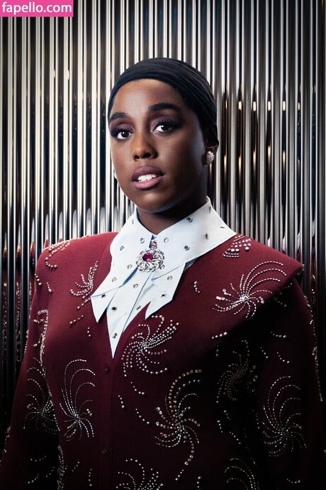 Lashana Lynch 美しいモデル 写真