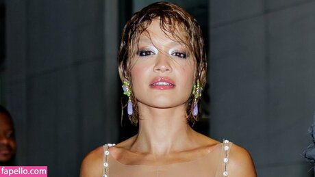 ritaora ヌード女優 ギャラリー