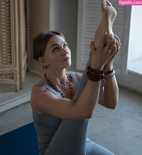 キティ・ウェット・オンリーファンズ 美しいヌード 写真