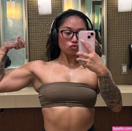 msfinesse00 美しいポルノスター 写真