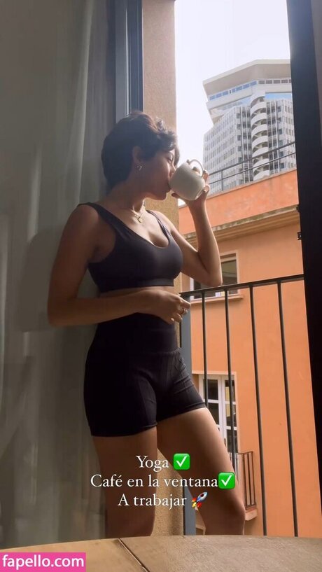 大学のアジア人オンリーファンズ セクシーxxx 写真