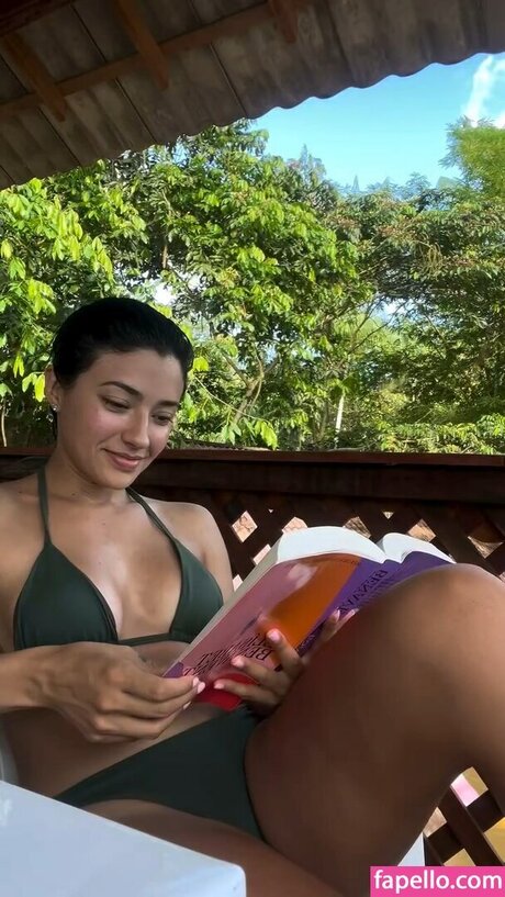 Carolina Oliveira スター xxx ギャラリー