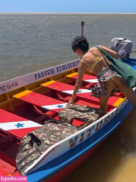 Carolina Oliveira 限定モデル ギャラリー