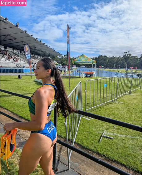 Sarah Schwarz プロフィール写真