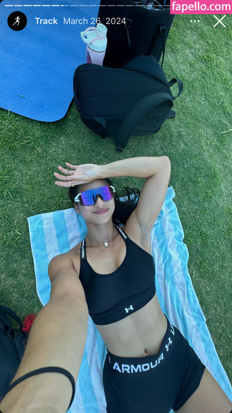 Sarah Schwarz ポルノスター 美しい 画像