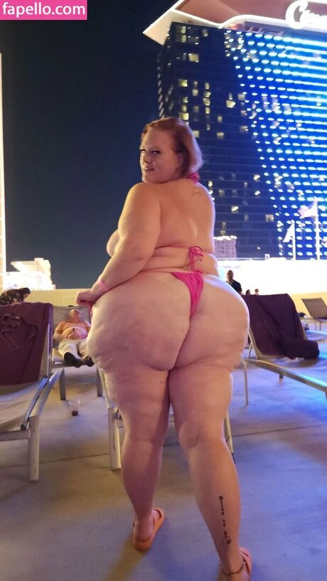 Julie Ginger エロティック女優 画像