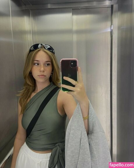 Rhode Kok 高品質のポルノスター 写真