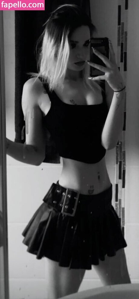 sky stn_ ホットなモデル ギャラリー