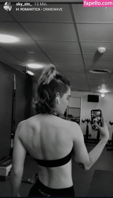 sky stn_ ヌードモデル 画像