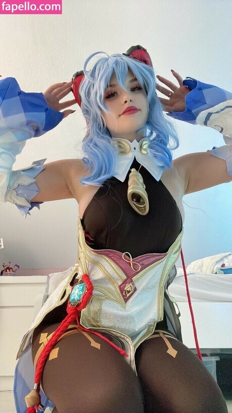 Avygenki セクシーモデル 写真